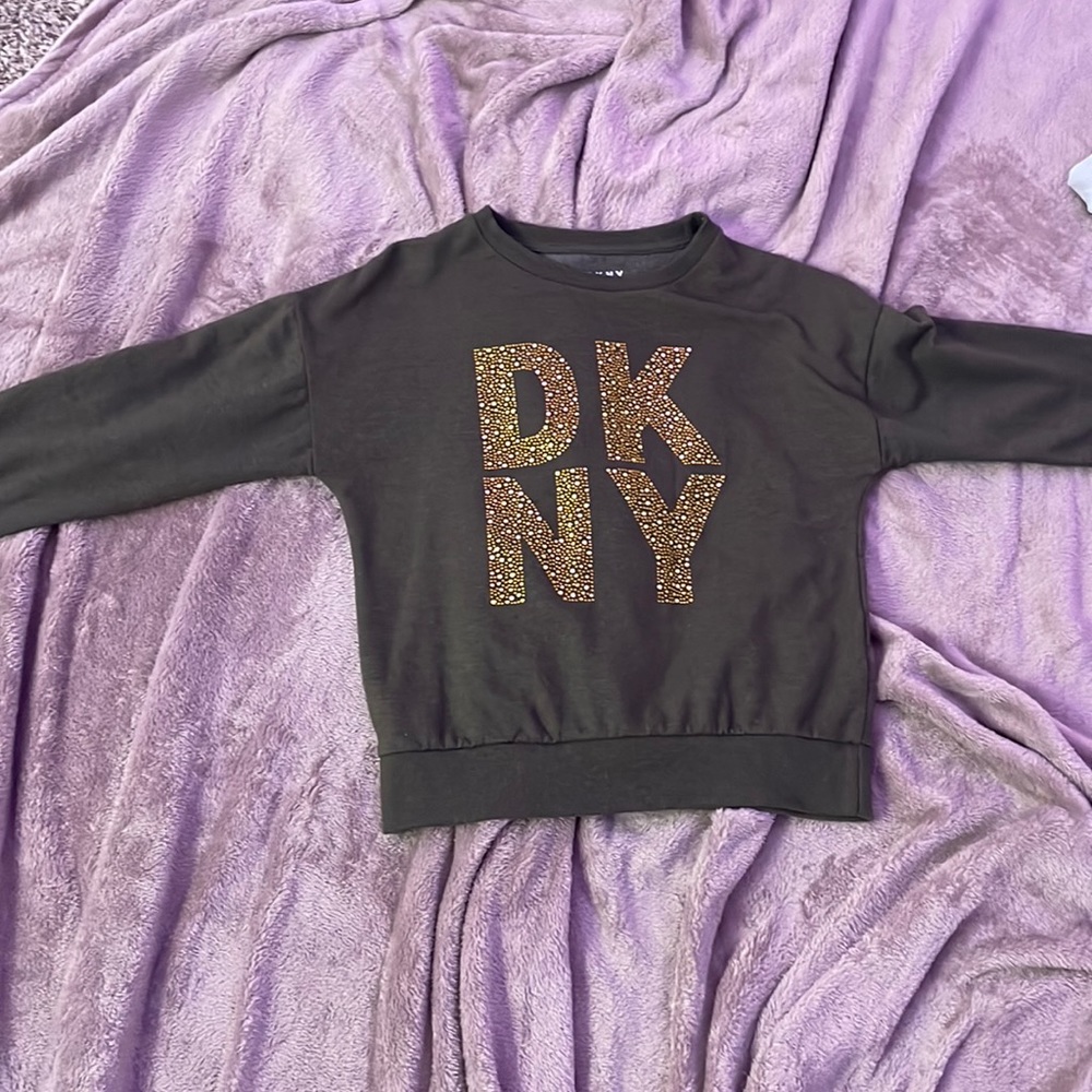 Never worn clean dark green soft inside.